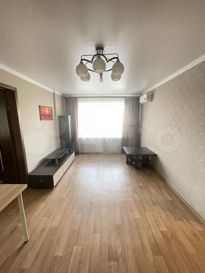 2-к. квартира, 53 м², 3/12 эт.