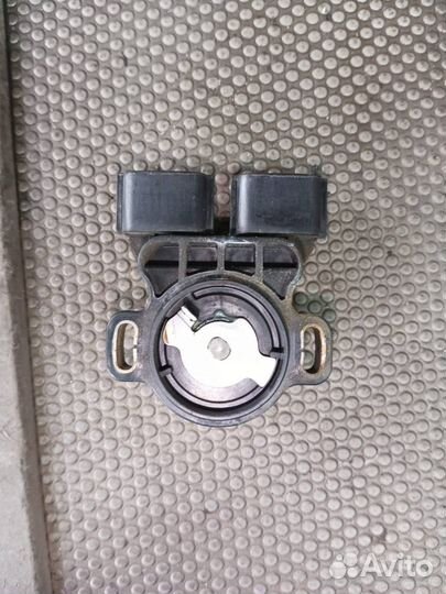 Датчик положения дроссельной заслонки Nissan C35