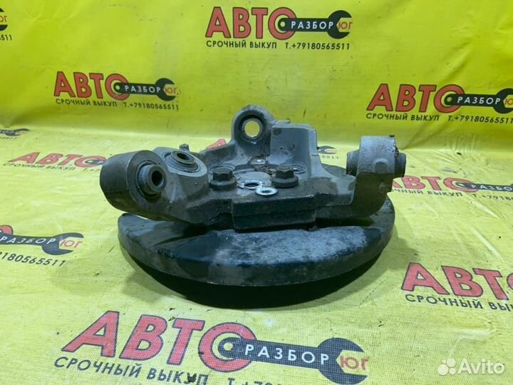 Кулак задний правый Nissan Teana J31 VQ23DE 2007