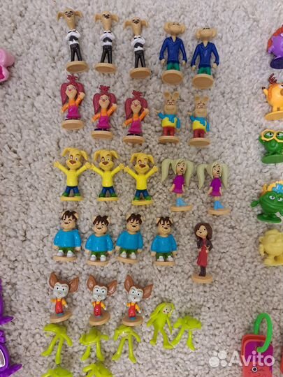 Игрушки из киндер сюрпризов