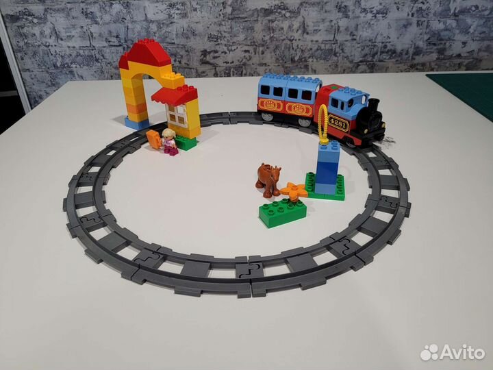 Lego поезд 10507