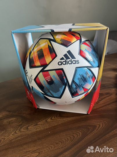 Футбольный мяч adidas jabulani лига чемпионов