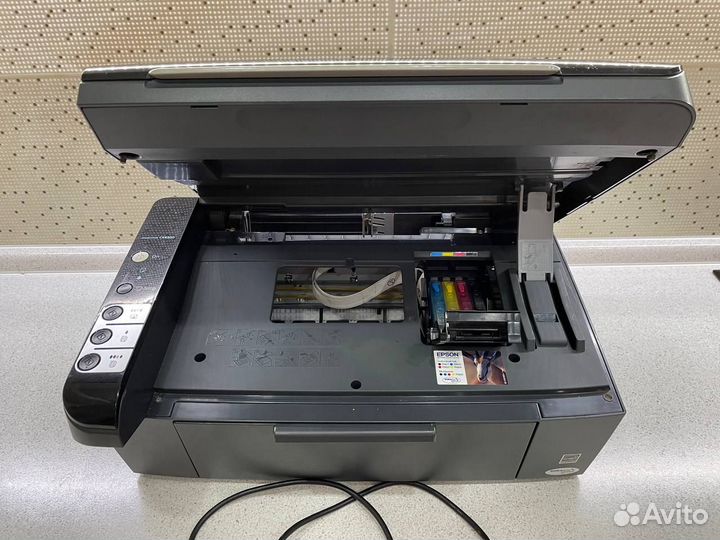 Принтер струйный цветной epson