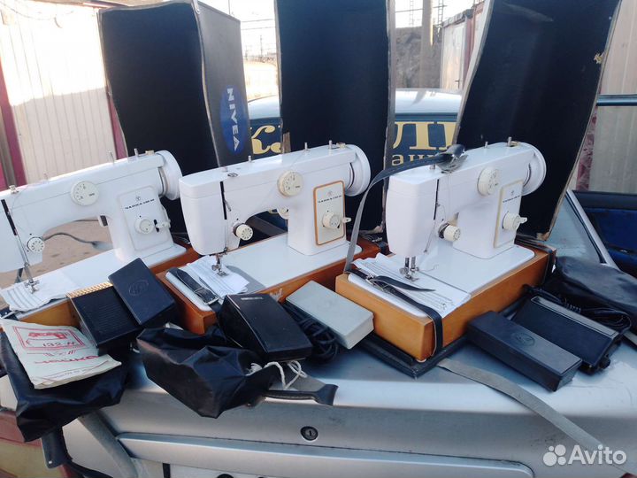 Швейная машинка чайка 132м