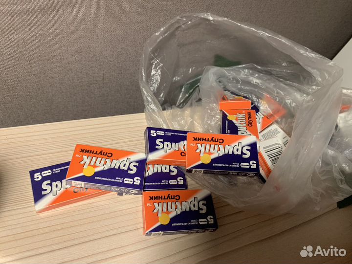 Лезвия спутник