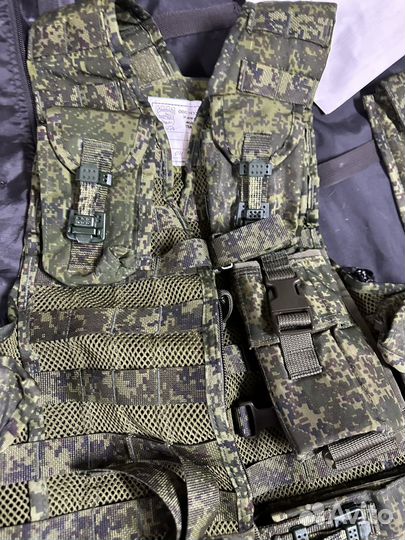 Разгрузочный жилет с подсумками 6ш117