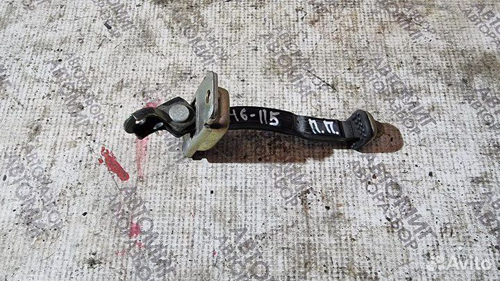 Ограничитель передней двери мазда 6 GG Mazda