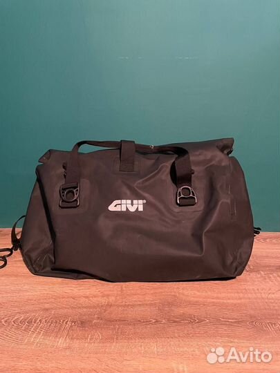Мотосумка Givi 40 литров непромокаемая