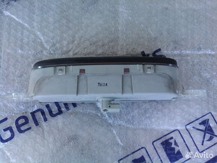 Мазда 3 2006 седан задний стоп сигнал