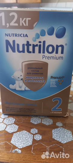 Смесь Nutrilon Premium 2