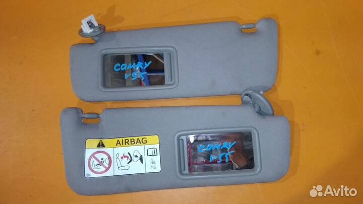 Козырек правый на Toyota Camry V55