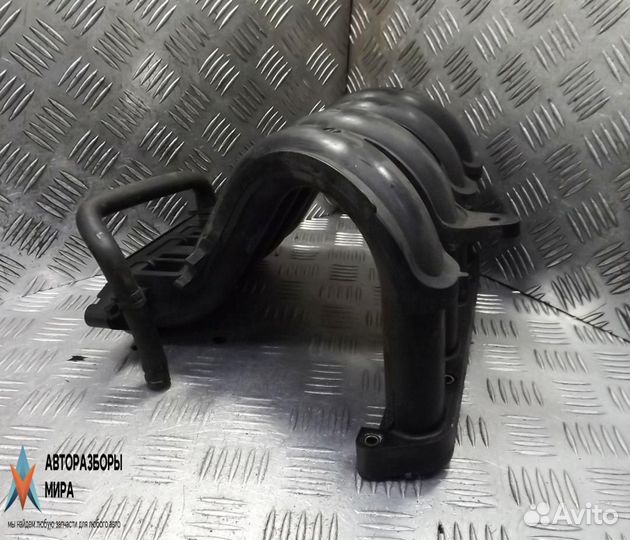 Коллектор впускной Nissan Note E11 2006