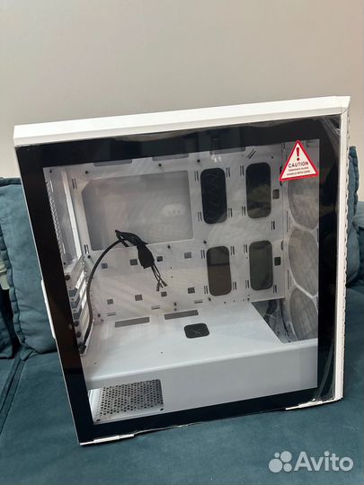 Корпус adata XPG defender PRO