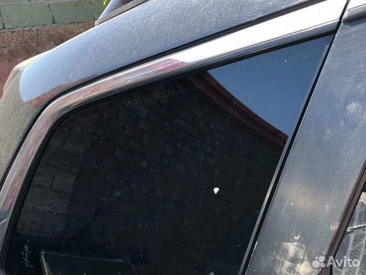 Mazda CX-9 Форточка задняя правая