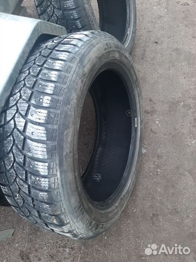 Kormoran Stud 215/55 R17 98T