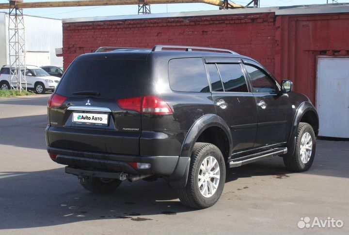 Mitsubishi Pajero Sport 2.5 AT, 2013, 230 886 км