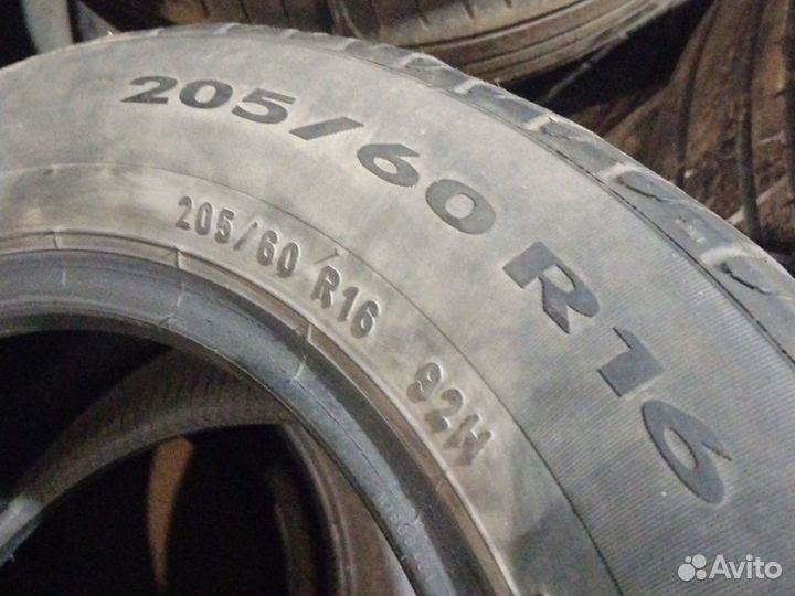 Pirelli Cinturato P7 205/60 R16