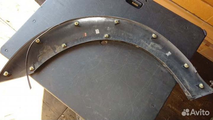 Расширитель крыла передний правый Toyota Voltz