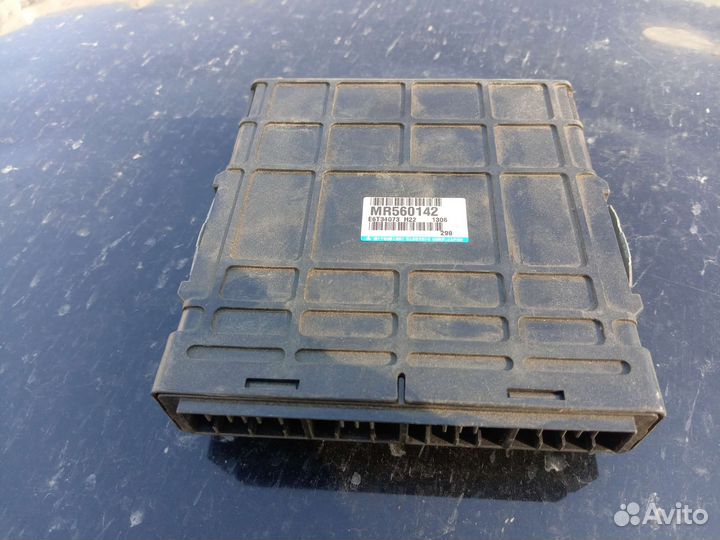 Блок управления двигателем 4G93