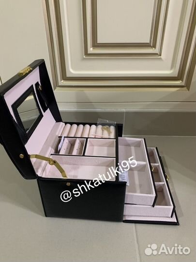 Шкатулки небольшие