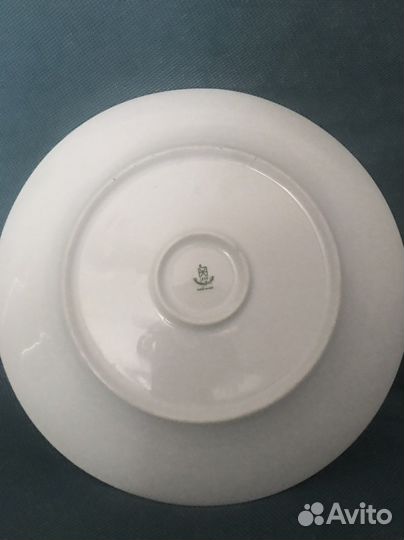 Сервиз:Чайник фарфоровый большой +Блюдо ГДР