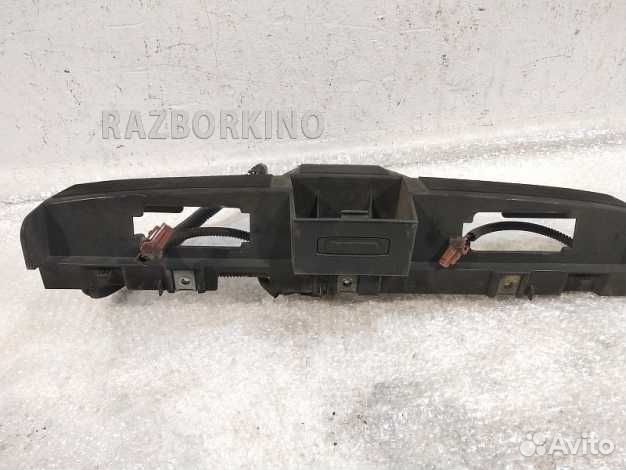 Кронштейн заднего бампера