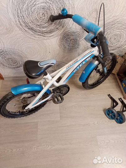 Велосипед диаметр 16