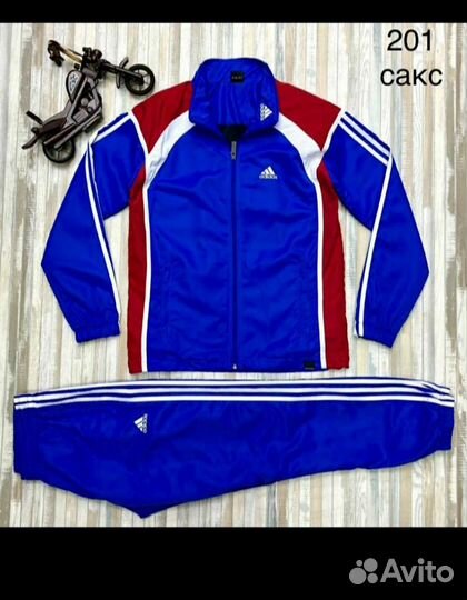 Спортивный костюм Adidas в наличии