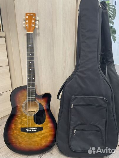 Акустическая гитара