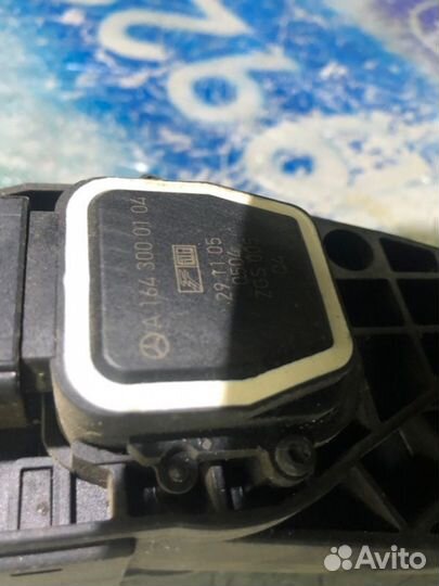 Педаль газа Mercedes-Benz Ml W164
