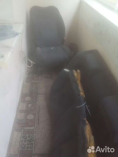 Салон состояние хорошие, подогрев присутствует