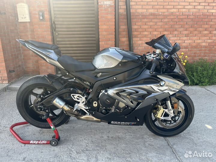 BMW S1000RR