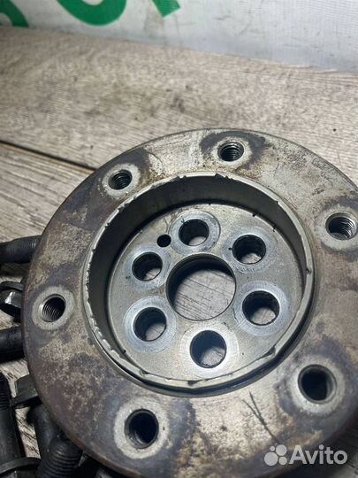 Ступица коленвала Jeep Grand Cherokee (WJ) 1998-2