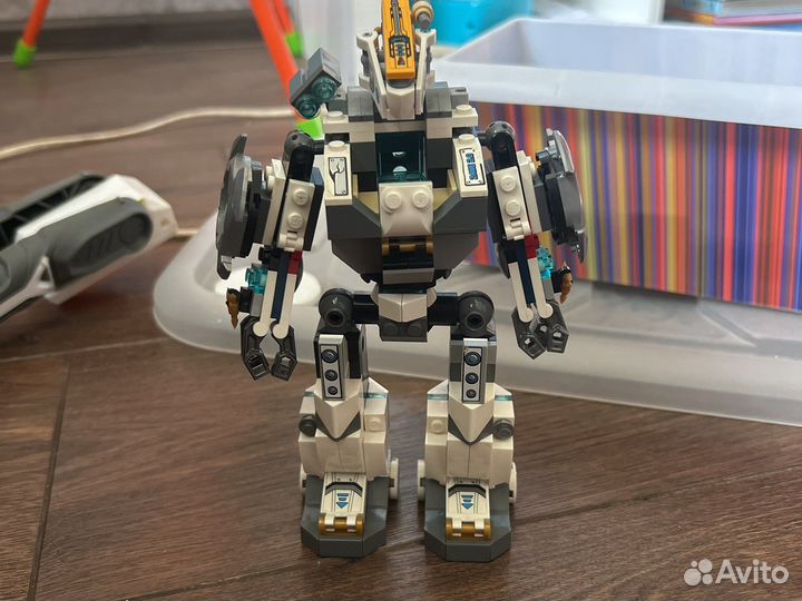 Lego робот зейна