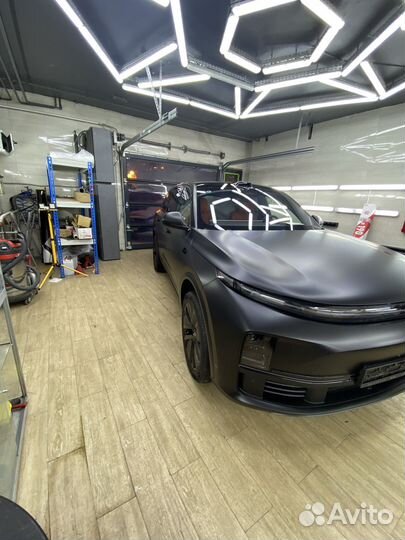 Оклейка авто пленкой