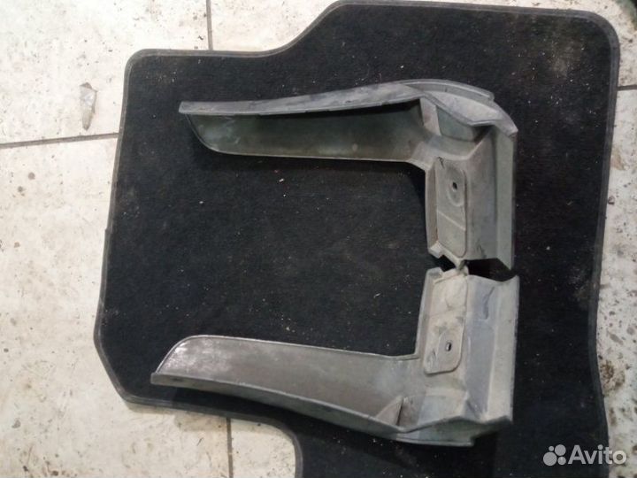 Брызговики комплект перед. Nissan Cefiro