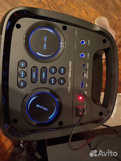 Блютуз колонка