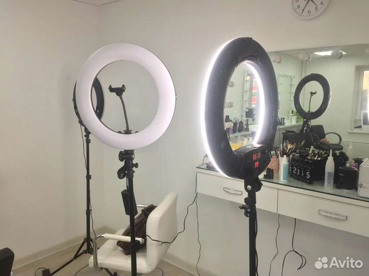 Кольцевая лампа LED