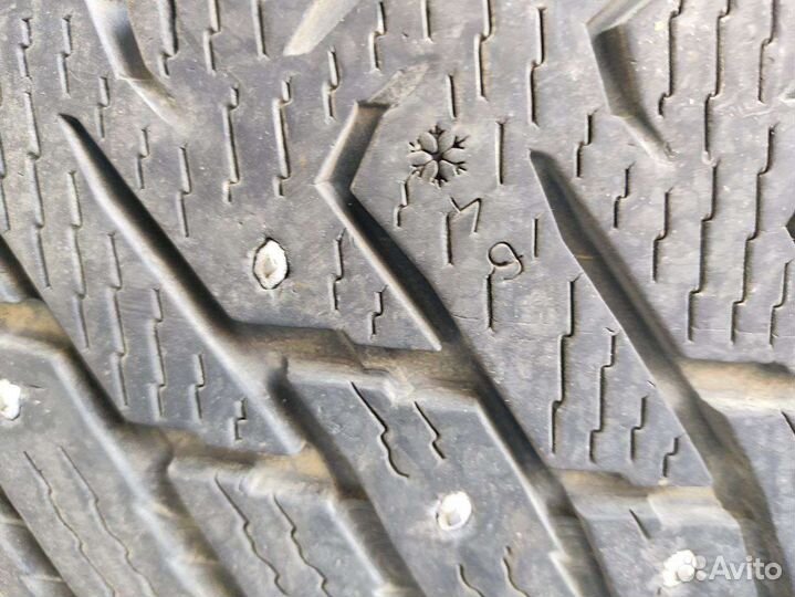 Nokian Tyres Hakkapeliitta 8 SUV 275/50 R20 113T