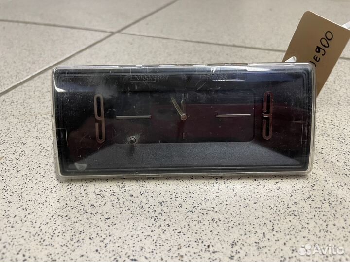 Часы Cadillac Escalade GMT 900