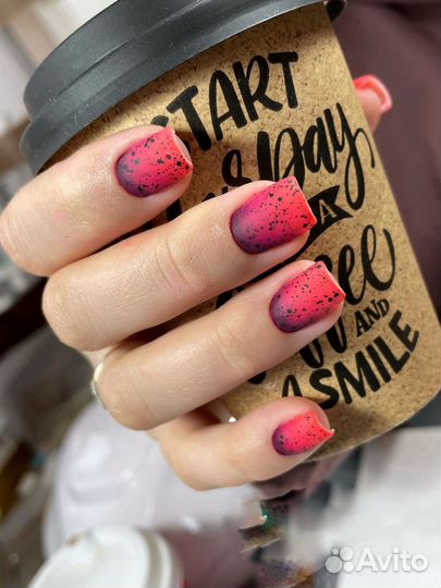 Маникюр и педикюр