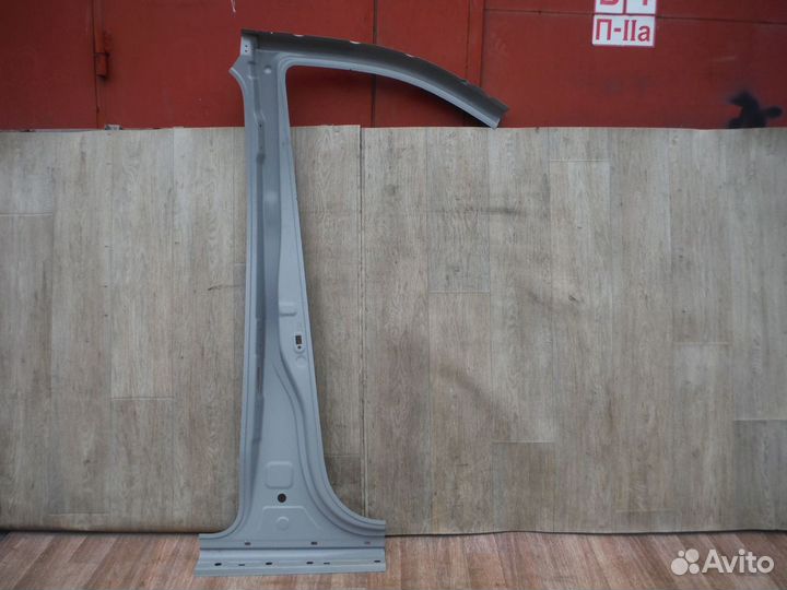 Боковина (Стойка кузова) левая Hyundai Starex H1