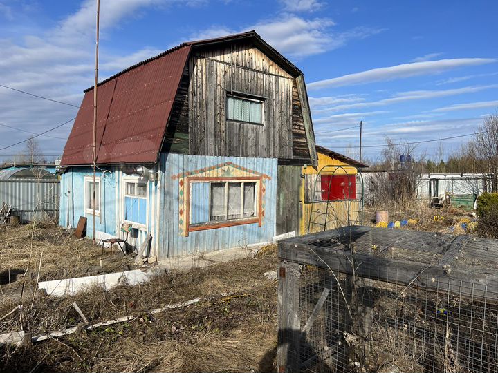 Дача 30 м² на участке 6 сот.