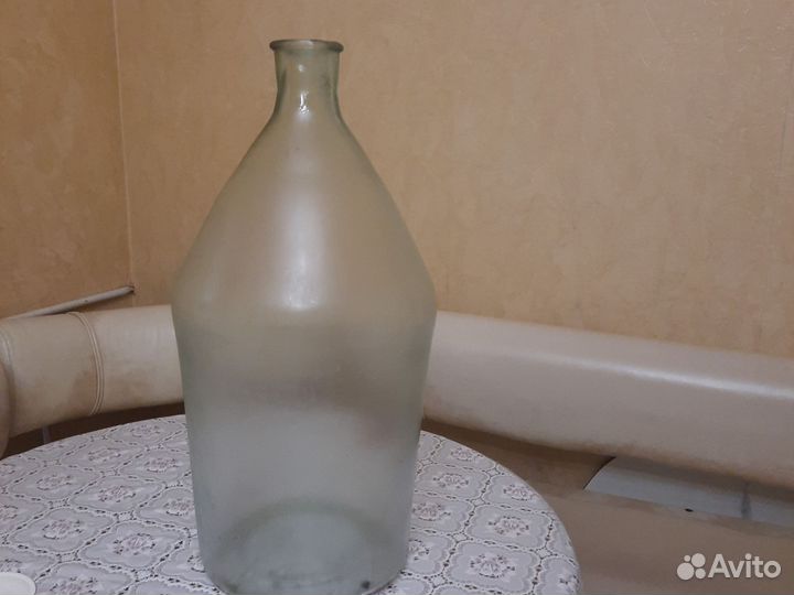 Бутылка стеклянный