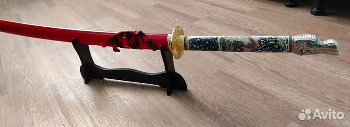 Катана премум красный дракон кость подставка серти