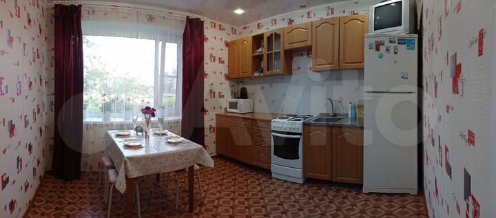 3-к. квартира, 65 м², 1/1 эт.