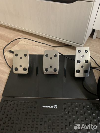 Игровой руль с педалями и коробкой передач