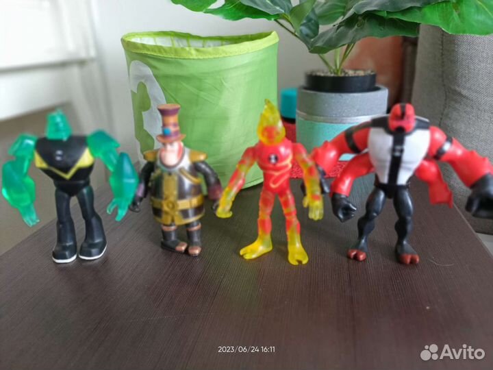 Игрушка герои Ben 10