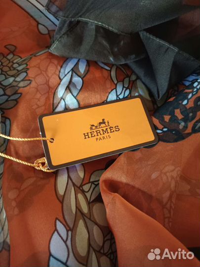 Шарфы и платки