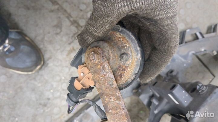 Рамка передняя Land Rover Discovery 3